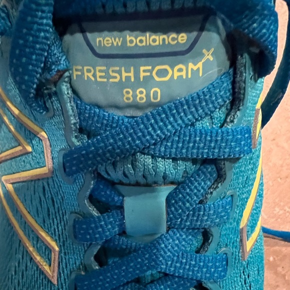 New Balance Fresh Foam 880 - Picture 3 of 6